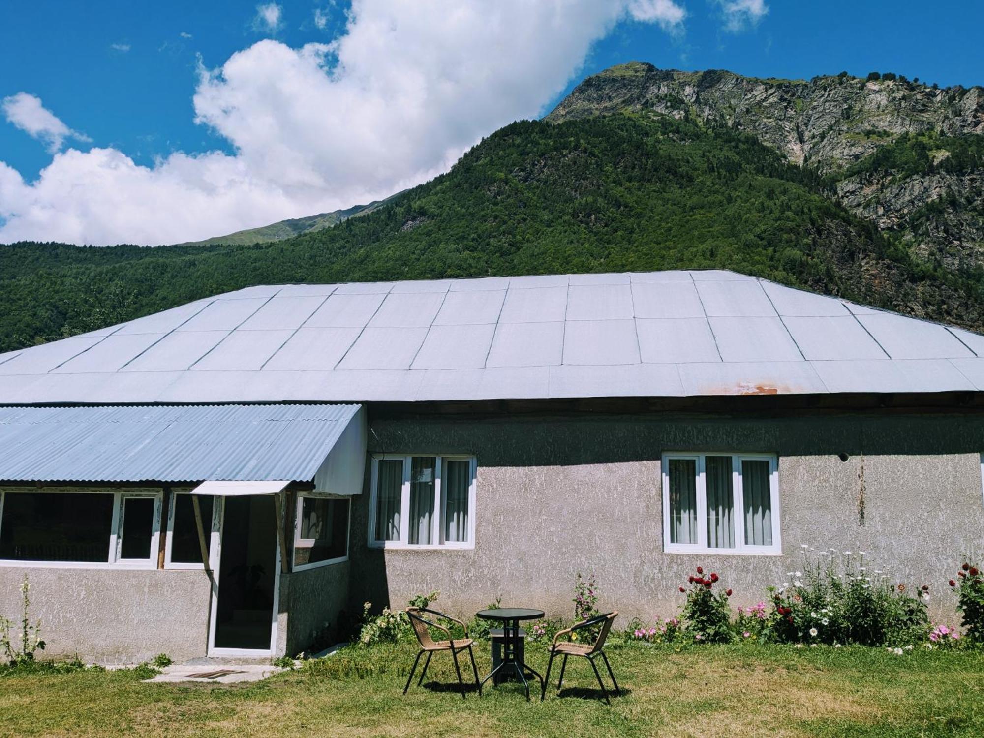Guest House in Zhabeshi Lali Exterior foto