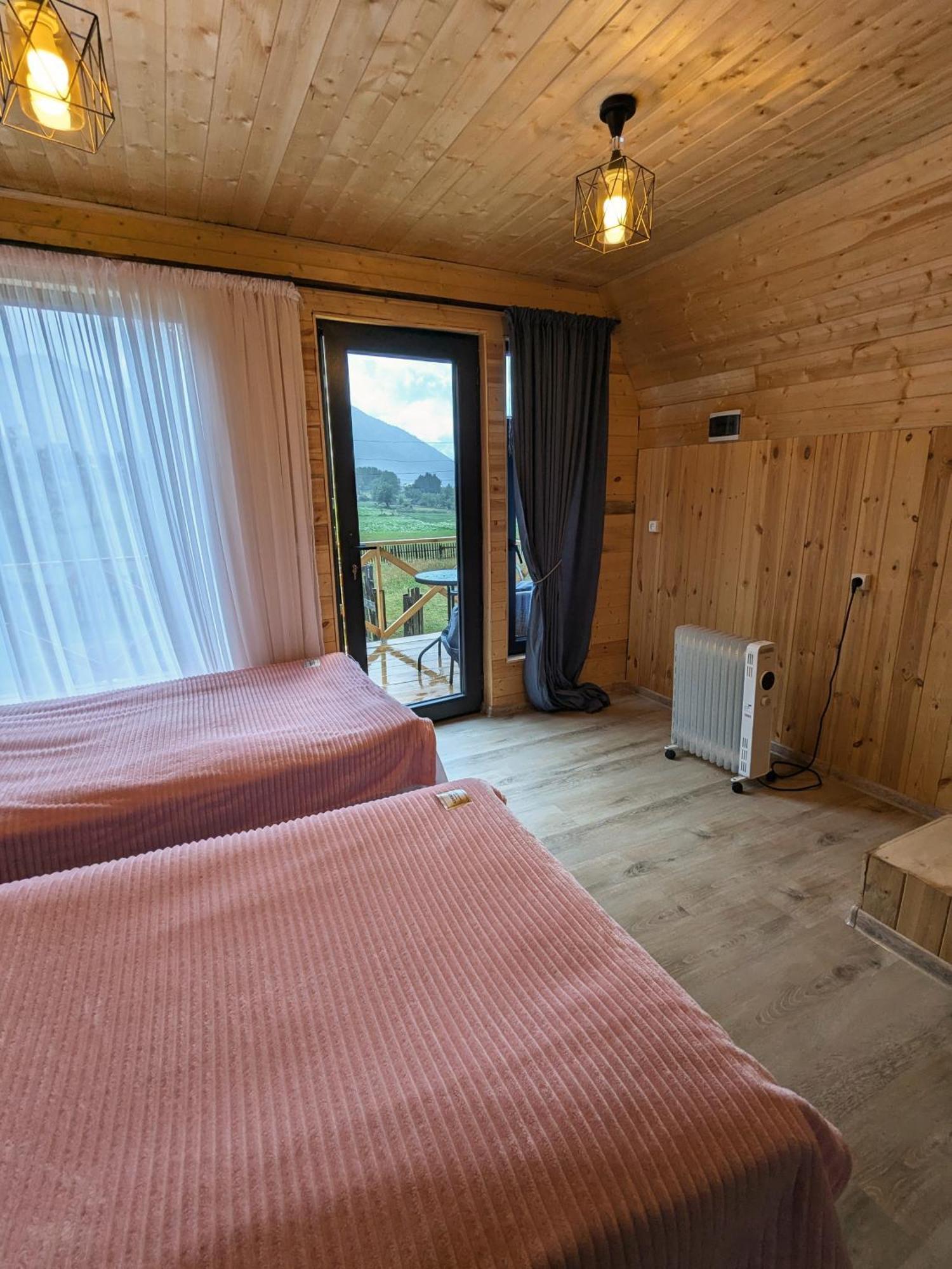 Guest House in Zhabeshi Lali Exterior foto