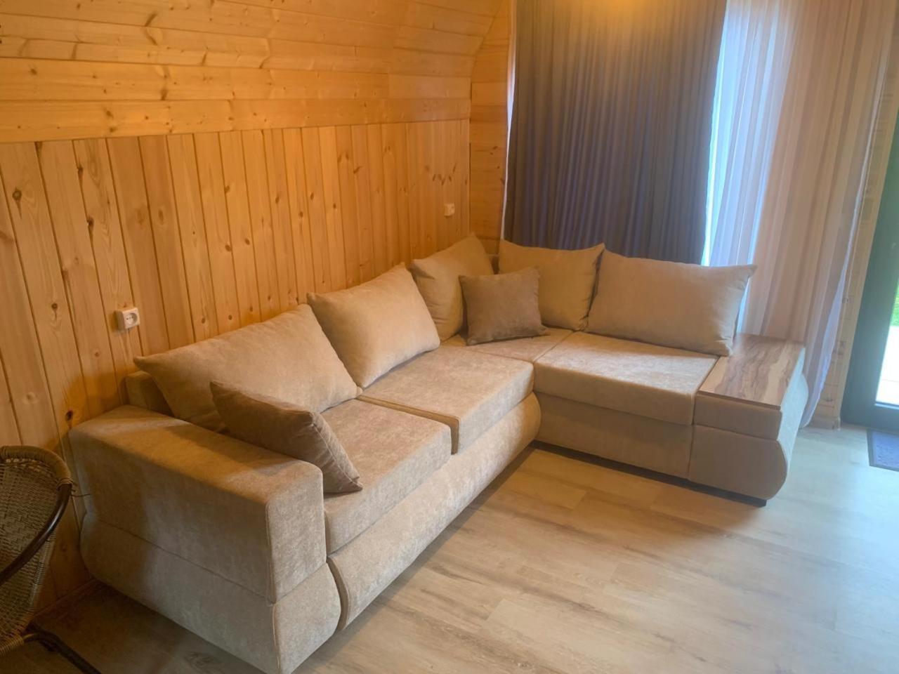 Guest House in Zhabeshi Lali Exterior foto